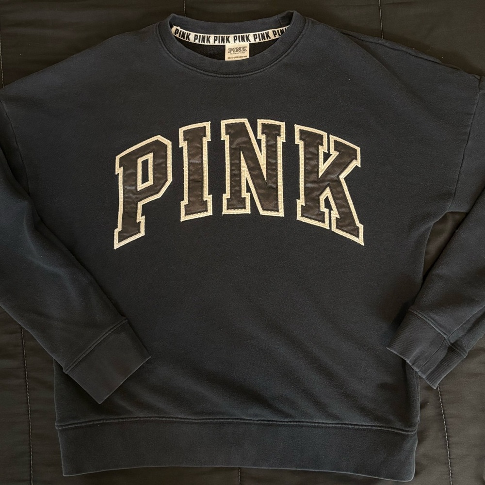 PINK Crewneck